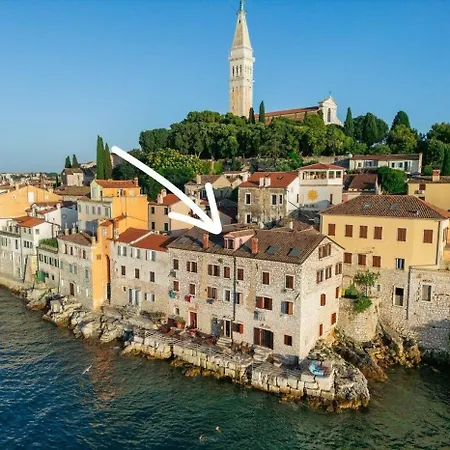 In Mit Terrasse Und Meerblick Apartamento Rovinj