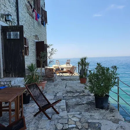 In Mit Terrasse Und Meerblick Rovinj
